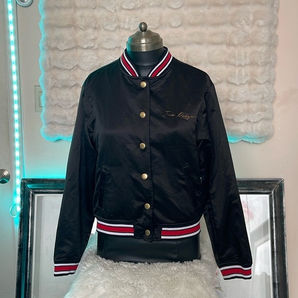 True Religion satin jacket with logo warn once Logo in front and larger logo - Picture 1 of 8
